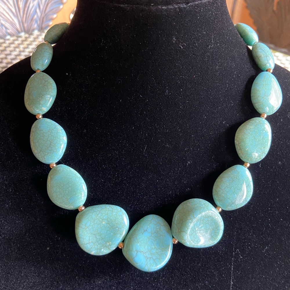 Faux Turquoise Chunky Necklace!